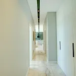 Venus 8 - Planet Luxury *