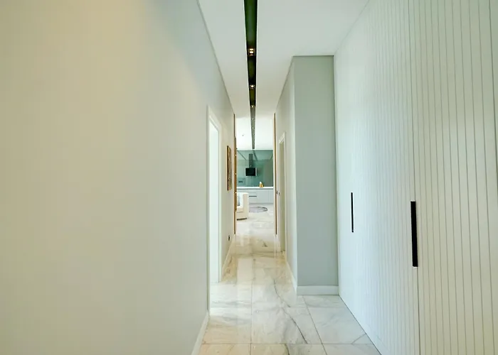 Venus 8 - Planet Luxury *