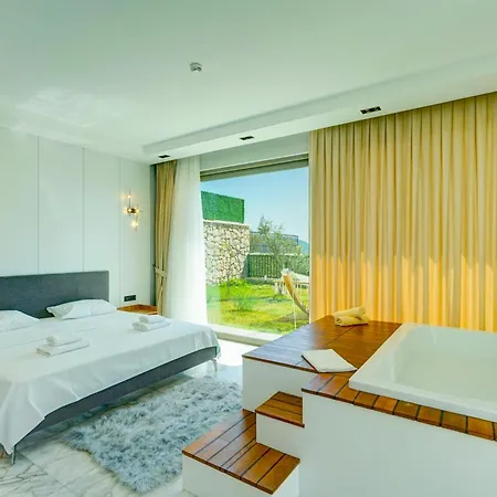 Venus 8 - Planet Luxury Villa Islamlar (Mediterranean)