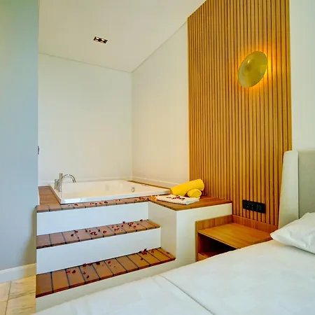 Venus 8 - Planet Luxury Islamlar (Mediterranean)