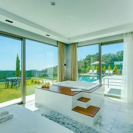 Venus 8 - Planet Luxury * Islamlar (Mediterranean)