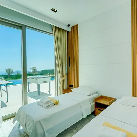 Venus 8 - Planet Luxury