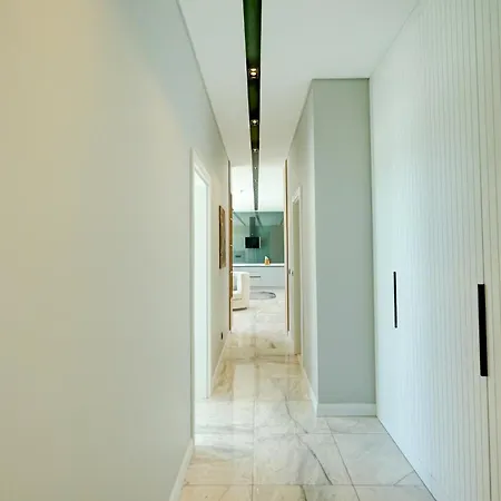 Venus 8 - Planet Luxury *