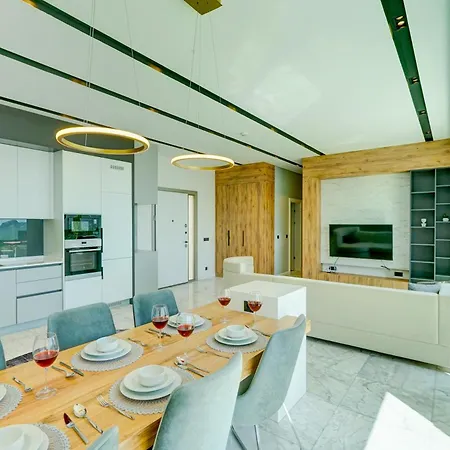 Venus 8 - Planet Luxury * Islamlar (Mediterranean)